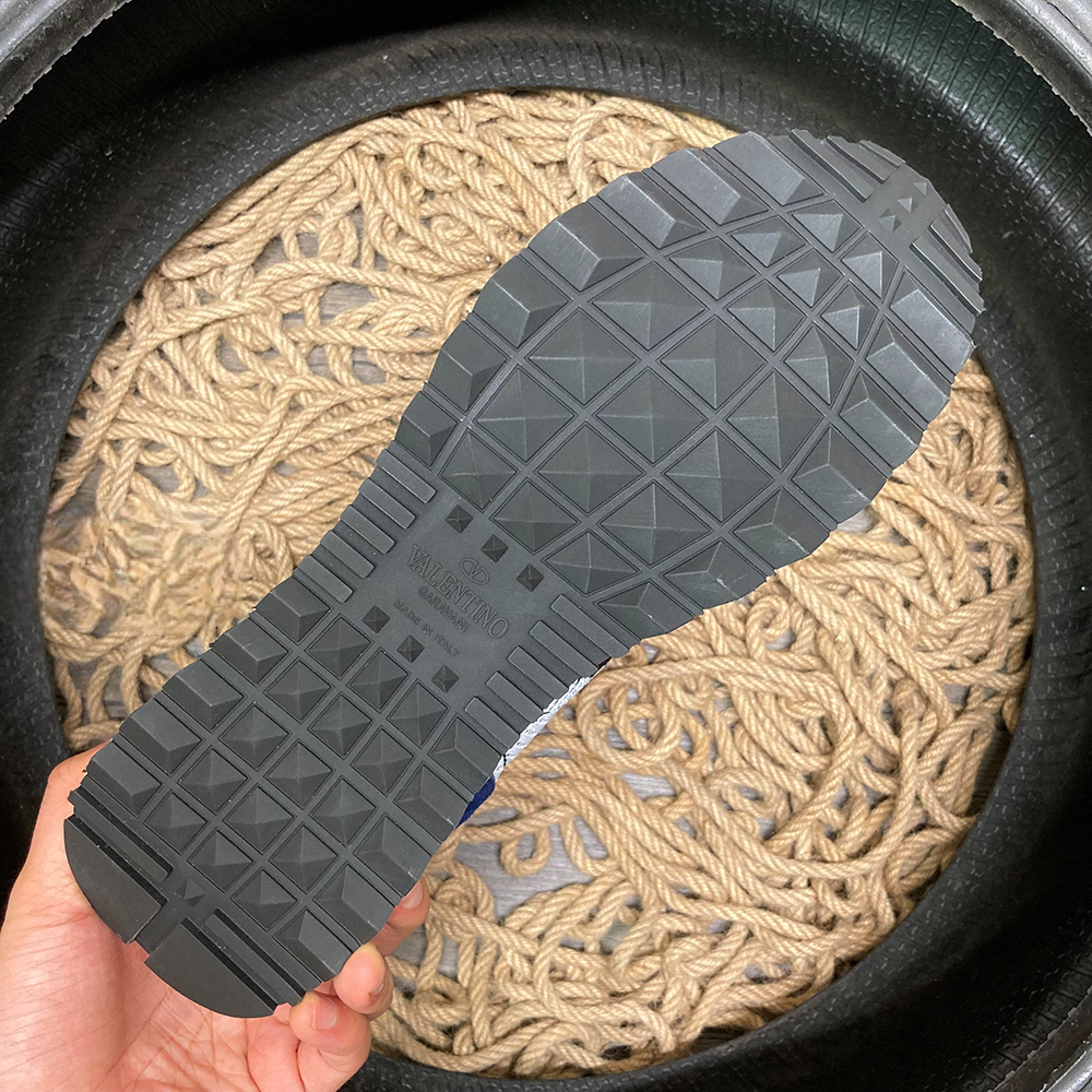 Valentino Rockrunner Camouflage - prezentare produs