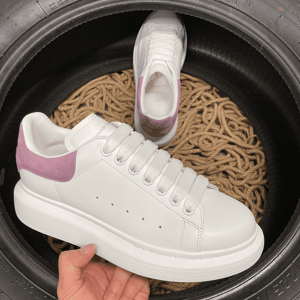 Alexander McQueen Violet Roz - prezentare produs