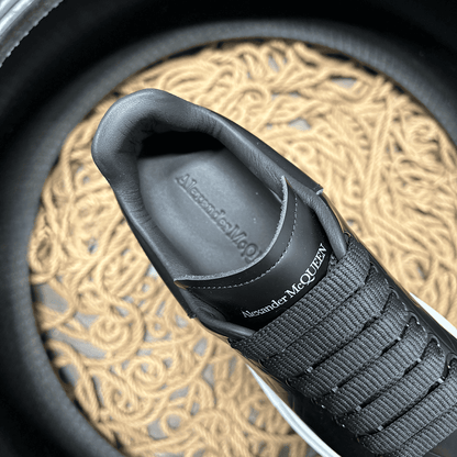 Alexander Mcqueen 24 - prezentare produs