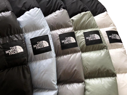 The North Face Nuptse Shiny Pantofi sport - prezentare produs
