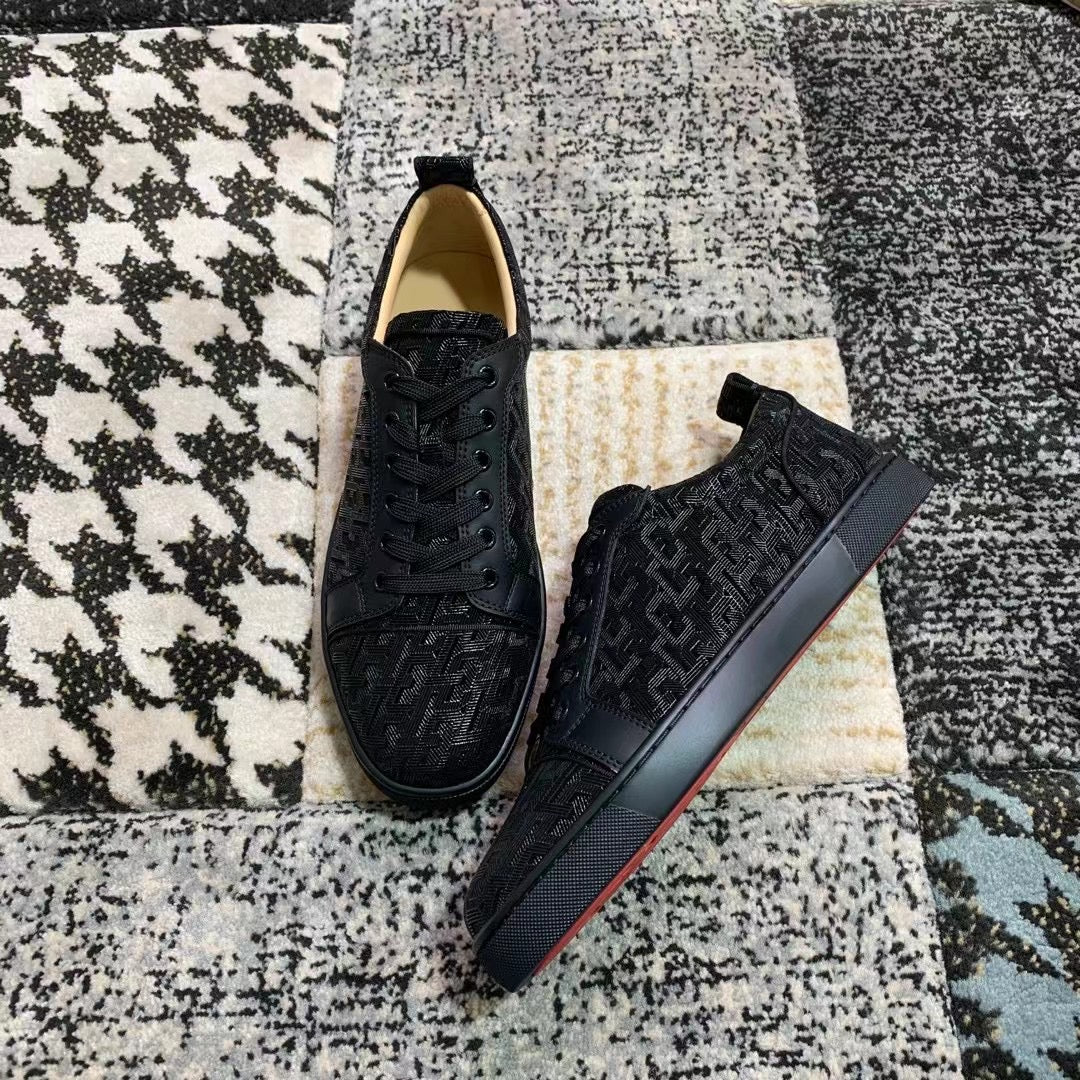 Christian Louboutin Clasic Negru Pattern Low - prezentare produs