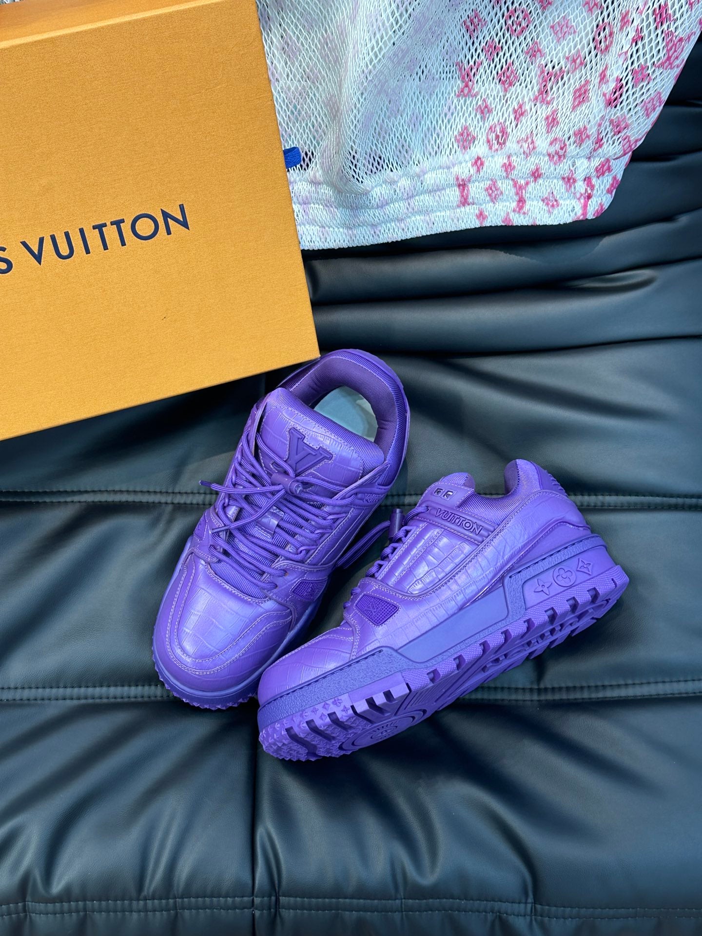 Louis Vuitton LV Pantofi sport Maxi Violet - prezentare produs