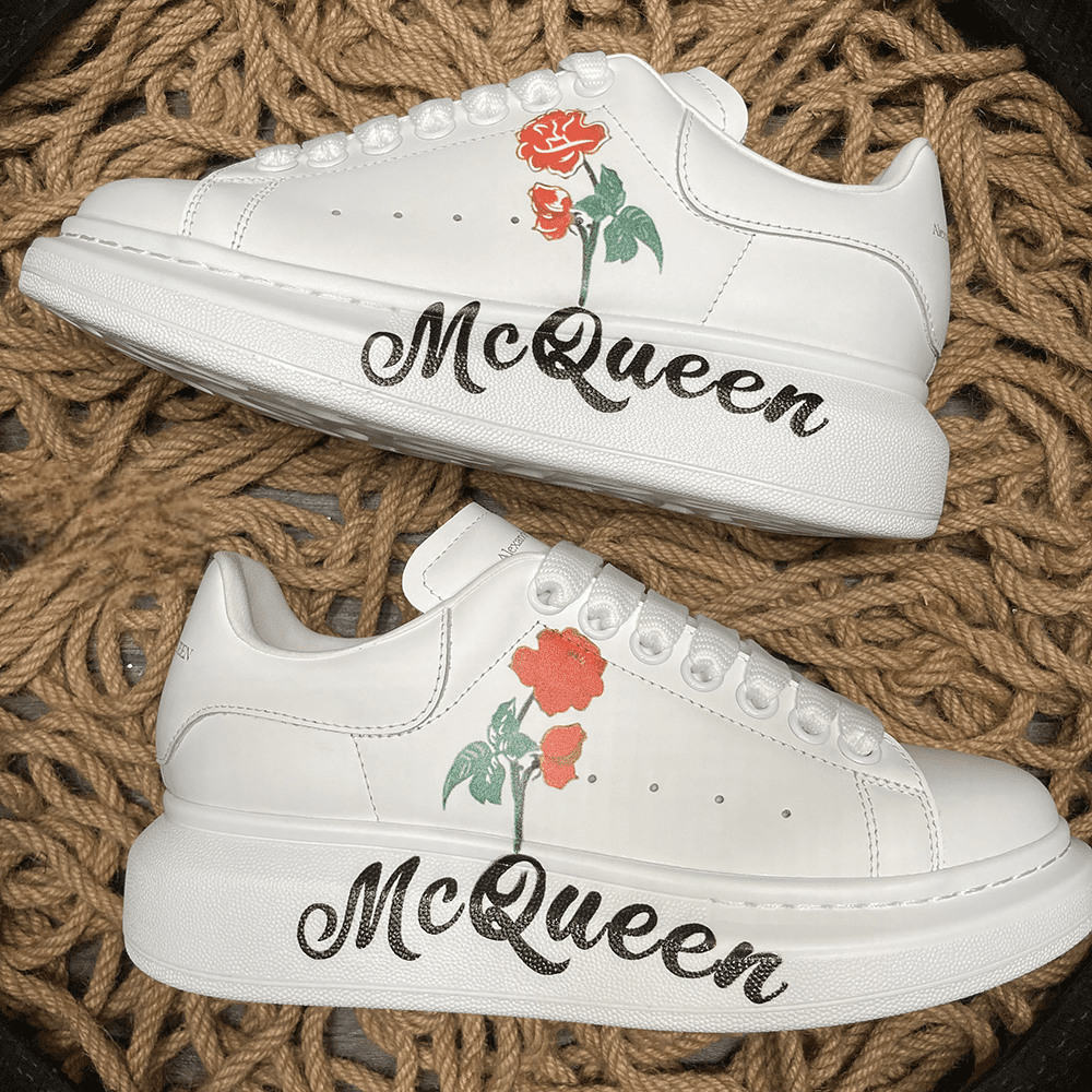 Alexander McQueen M07 - prezentare produs