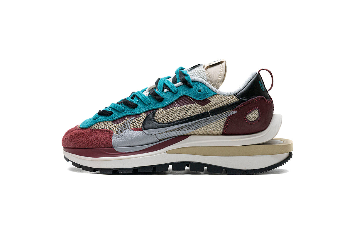 Sacai X Nike Pegasus Vaporfly String Negru Villain Roșu - prezentare produs