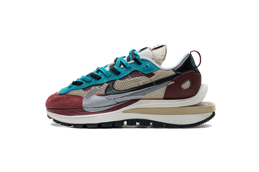 Sacai X Nike Pegasus Vaporfly String Negru Villain Roșu - prezentare produs