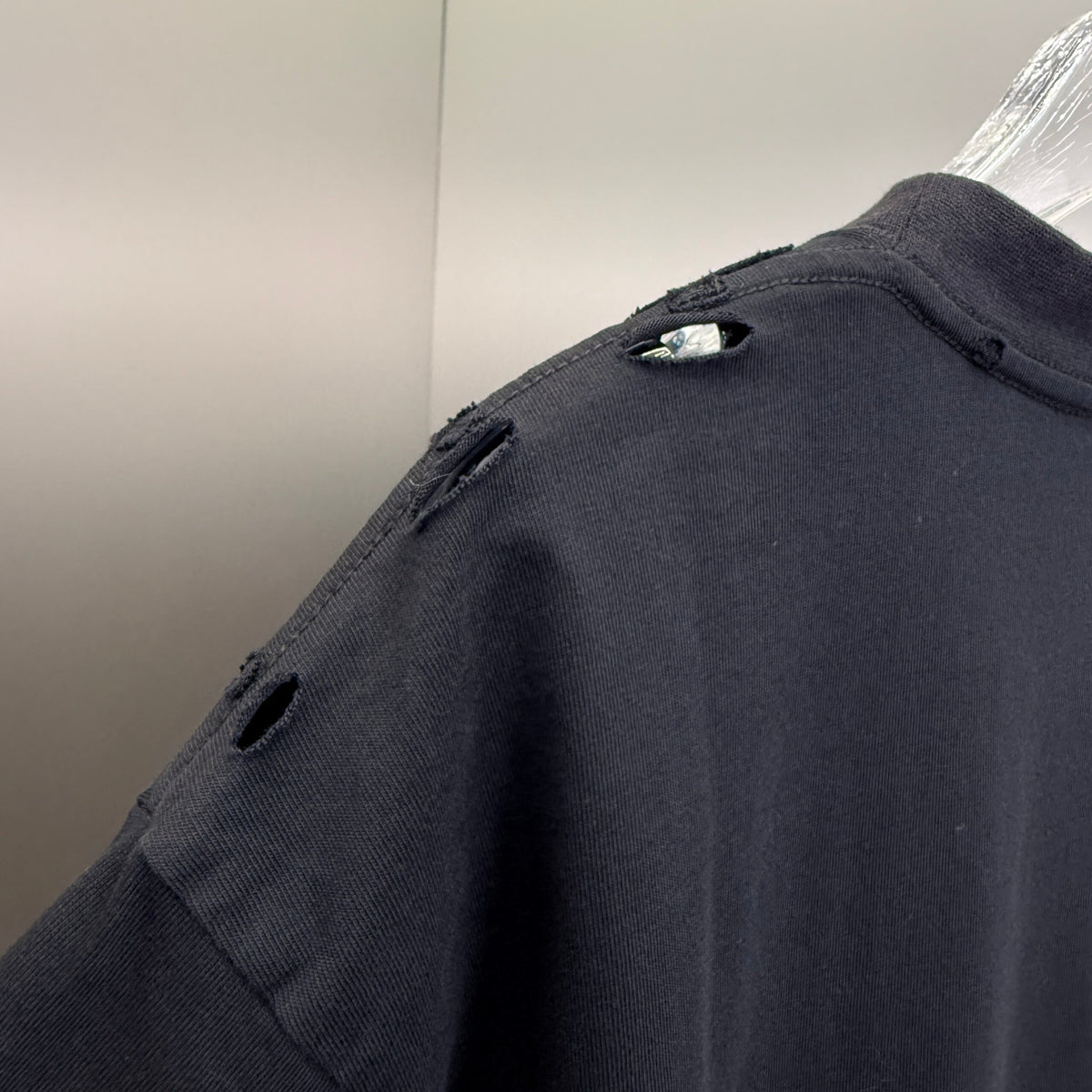 Balenciaga T Cămașă Exclusive - prezentare produs