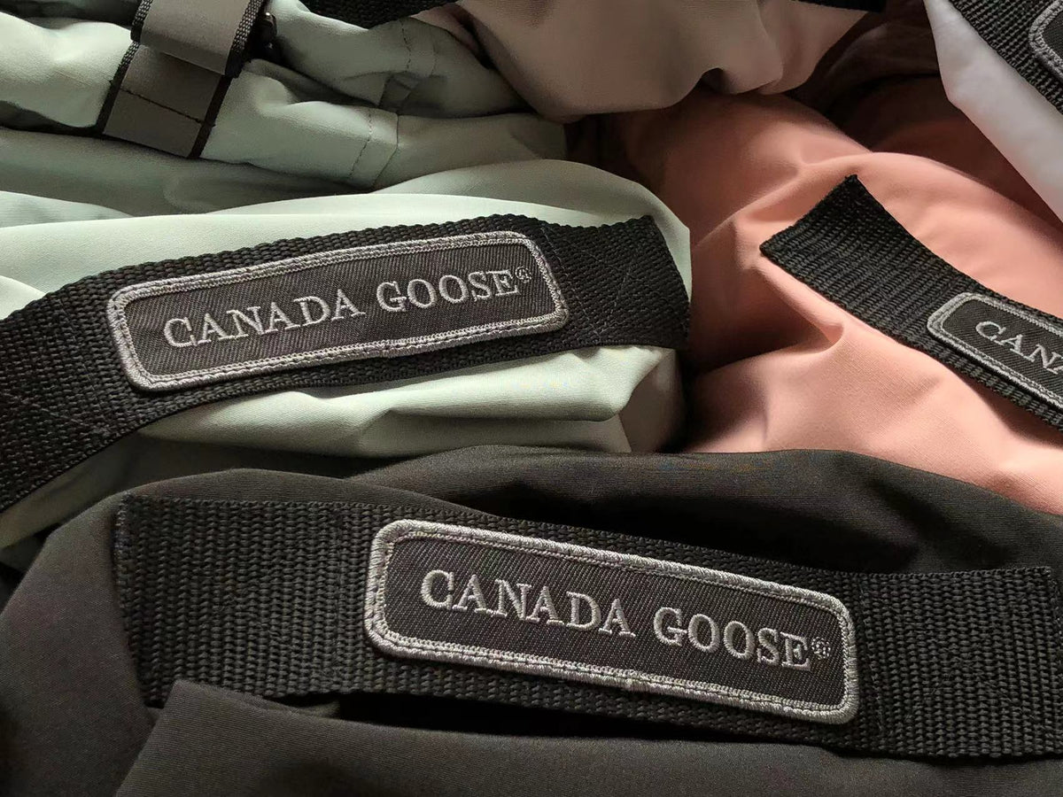 Canada Goose Down Geacă Mountain Geacă - prezentare produs