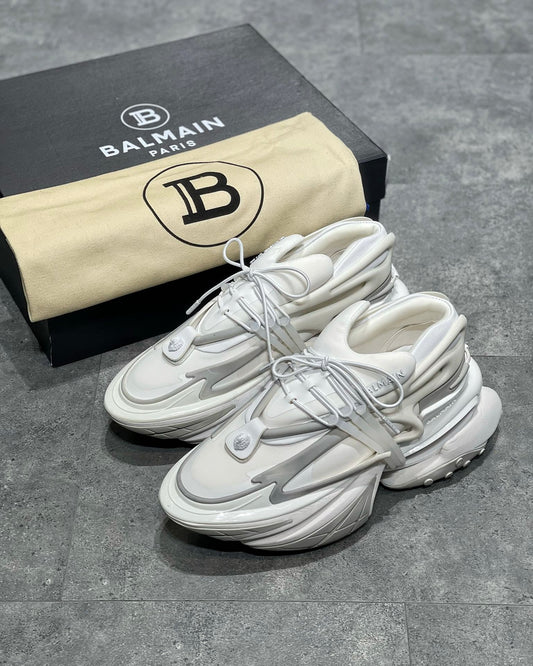 Balmain Unicorn Alb - prezentare produs