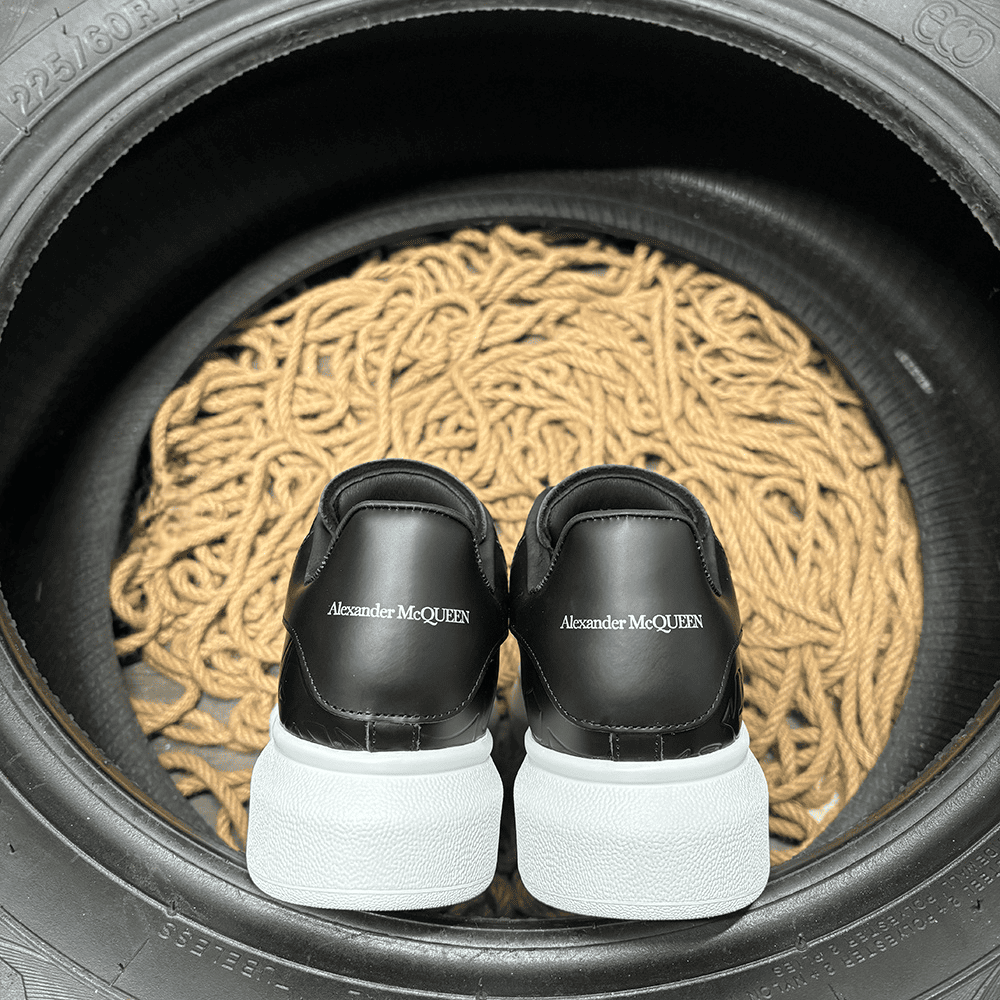Alexander Mcqueen 24 - prezentare produs