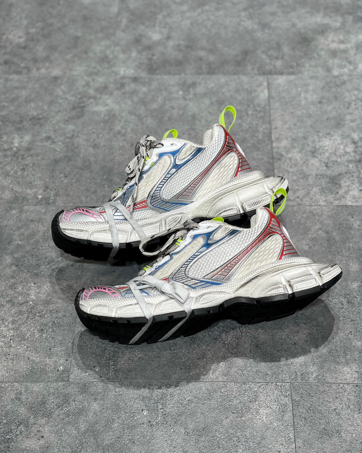 Balenciaga 3XL Multicolor - prezentare produs