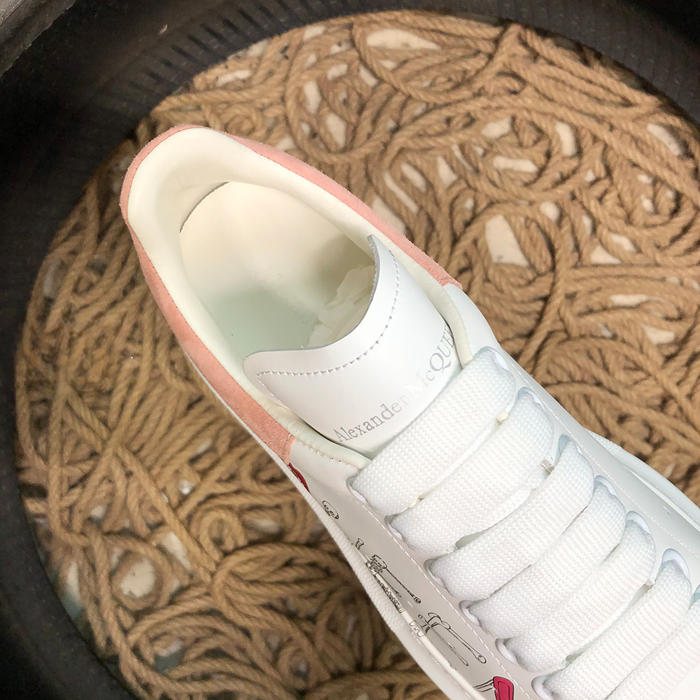 Alexander McQueen M09 Pantofi sport - prezentare produs