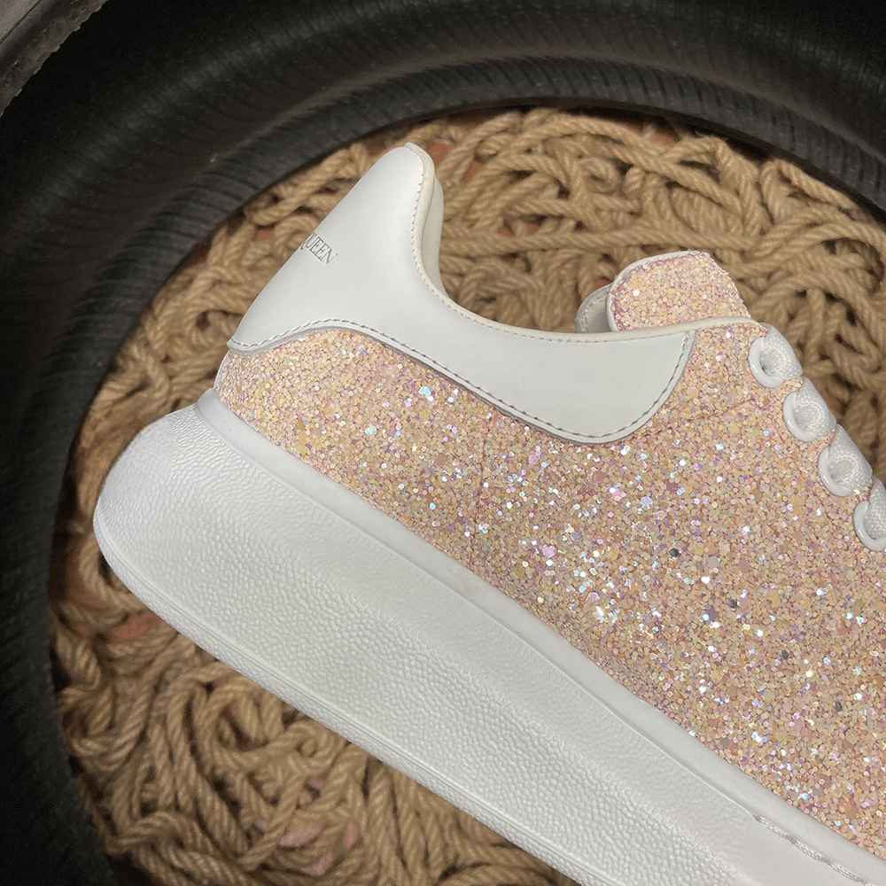 Alexander Mcqueen 54 - prezentare produs