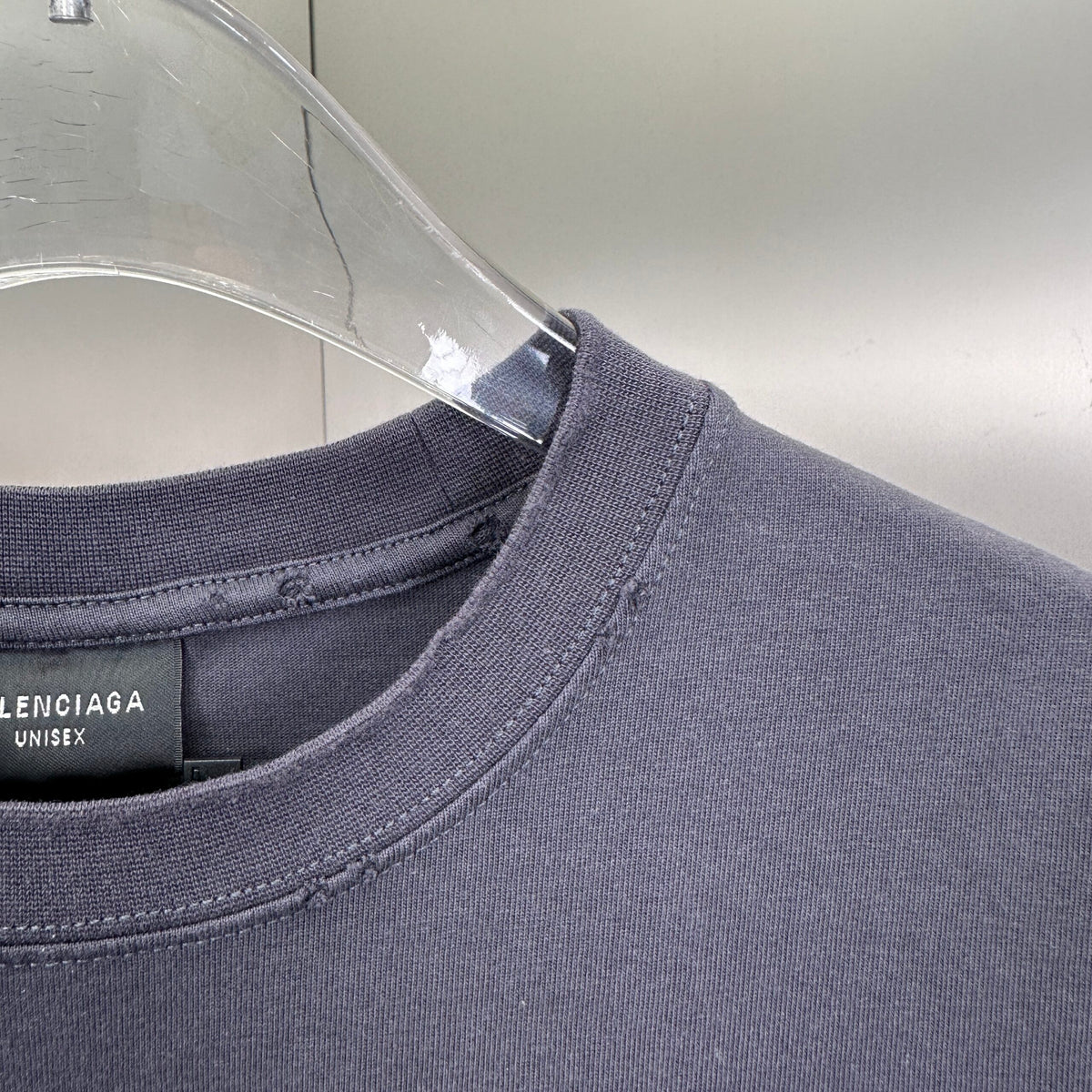 Balenciaga T Cămașă Exclusive - prezentare produs