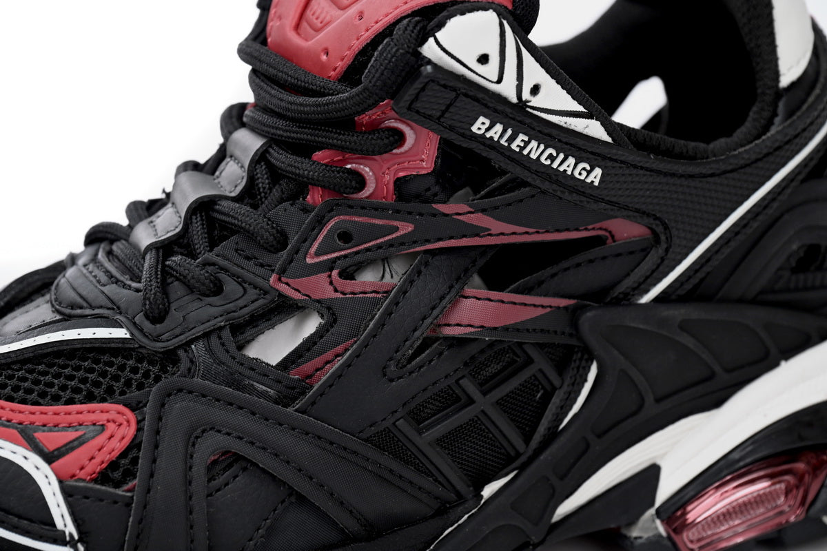 Balenciaga Track 2 0 Roșu Negru - prezentare produs