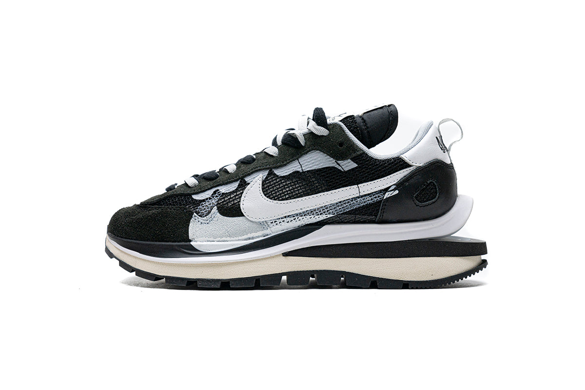 Sacai X Nike Pegasus Vaporfly Villain Negru Alb - prezentare produs