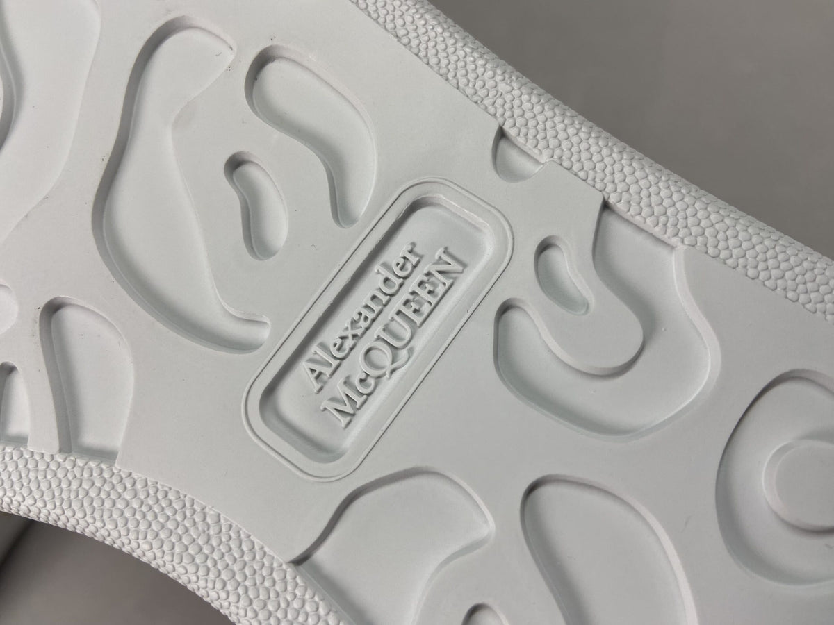 Alexander McQueen Alb Baby Albastru - prezentare produs