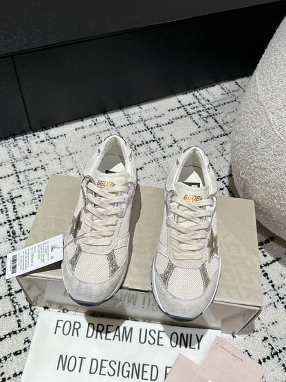 Golden Goose Deluxe G03 Pantofi sport - prezentare produs