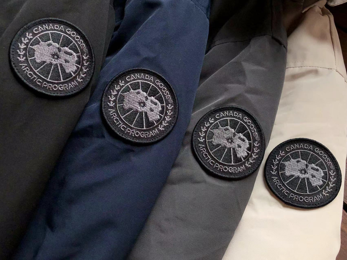 Canada Goose Down Geacă - prezentare produs