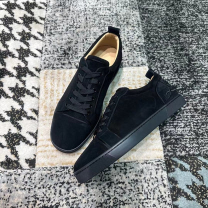 Christian Louboutin Negru Velvet Low - prezentare produs