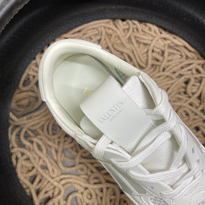 Valentino V7TN Trainers Alb - prezentare produs