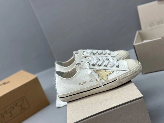 Golden Goose Deluxe G30 Pantofi sport - prezentare produs