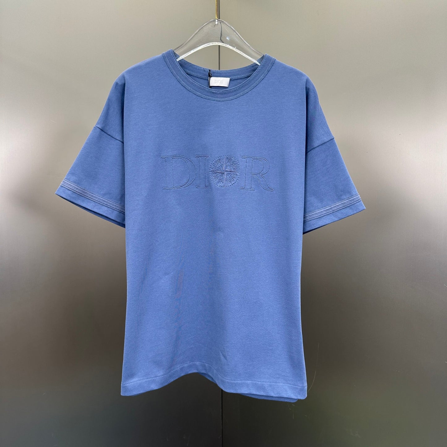 Dior Tricou Exclusive - prezentare produs