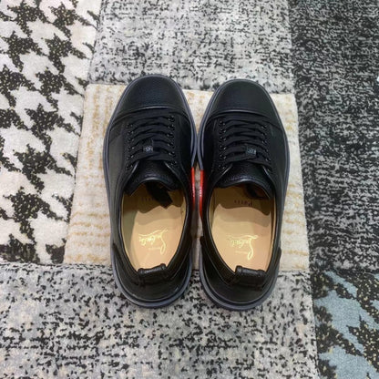 Christian Louboutin Clasic Negru Low - prezentare produs