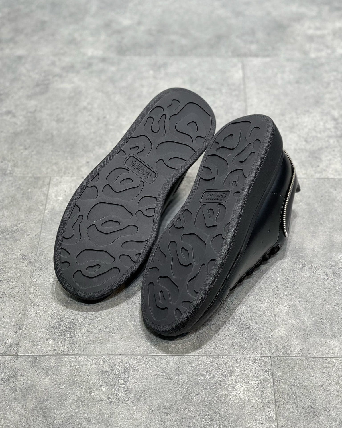 Alexander McQueen Negru Zip - prezentare produs
