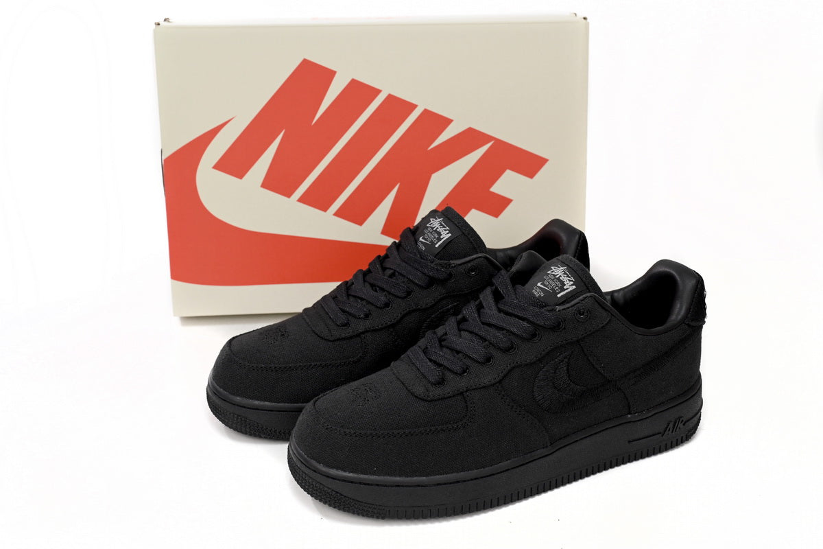 Nike Air Force X Stussy Negru - prezentare produs