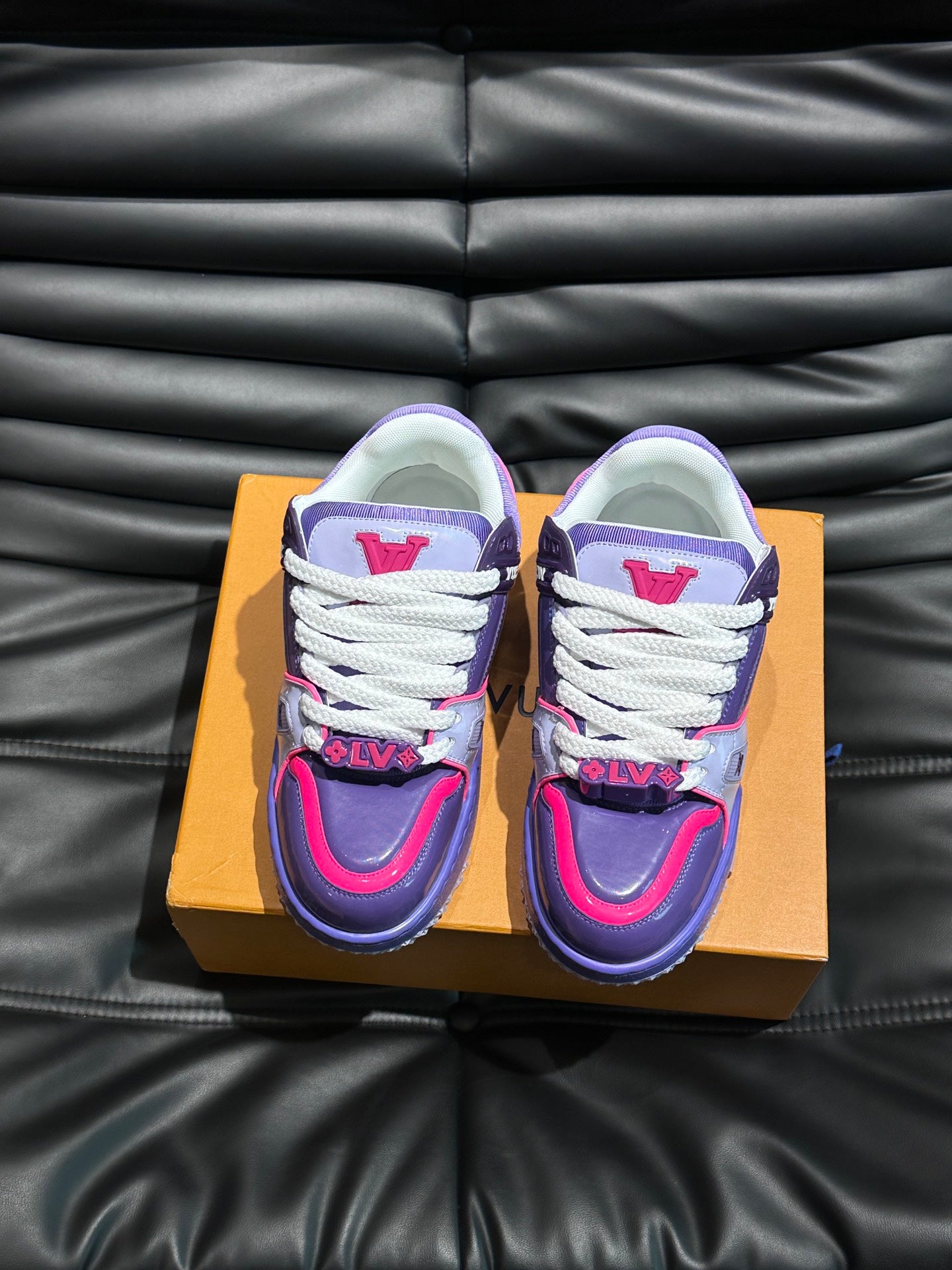 Louis Vuitton LV Trainers Maxi Violet - prezentare produs