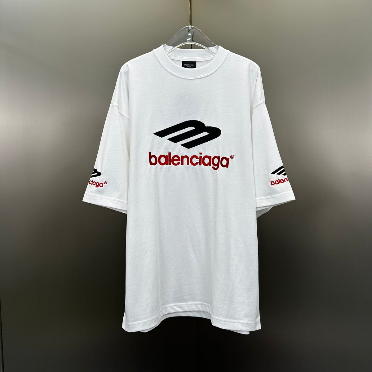 Balenciaga Tricou Exclusive - prezentare produs