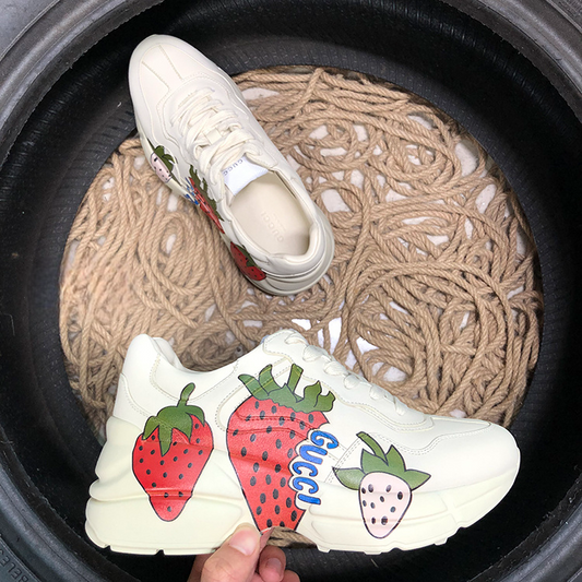 Gucci Rython Strawberry - prezentare produs