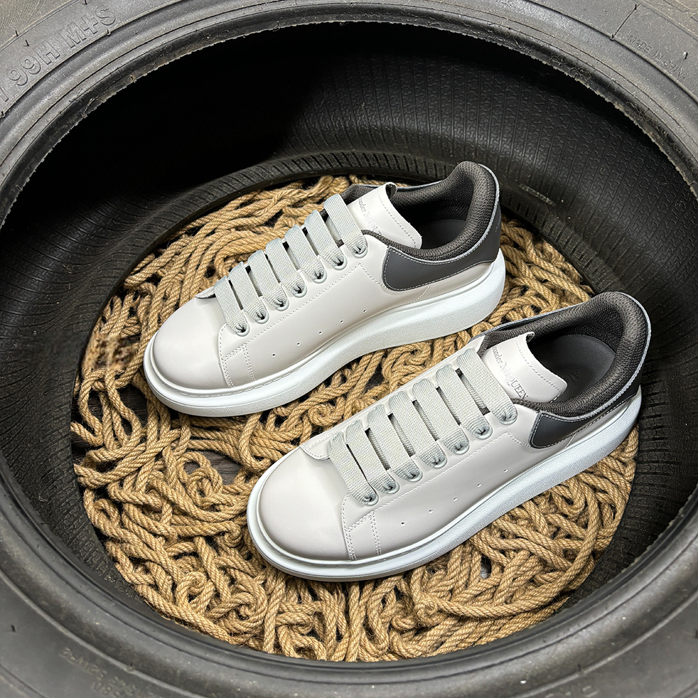 Alexander McQueen Alb Gri - prezentare produs