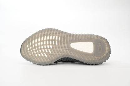 Adidas Yeezy Yeezy Boost V2 Beluga 2 0 - prezentare produs
