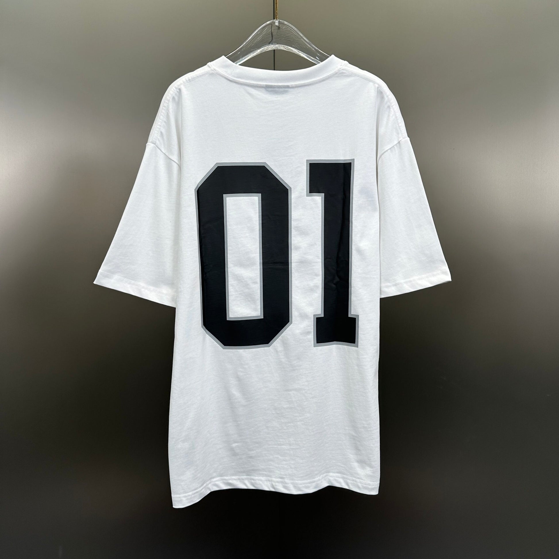 Balenciaga T Cămașă Exclusive - prezentare produs