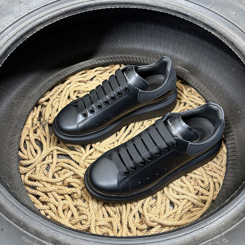 Alexander McQueen Negru Dark Gri Pantofi sport - prezentare produs