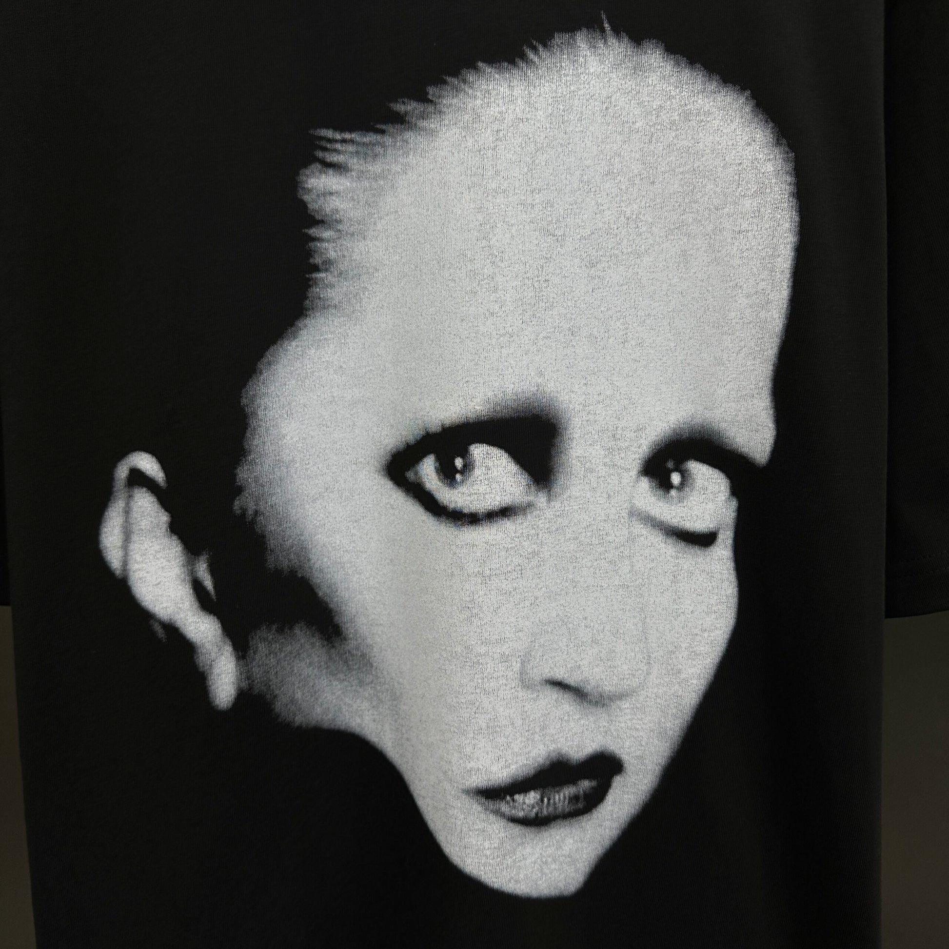 Balenciaga T Cămașă Exclusive - prezentare produs