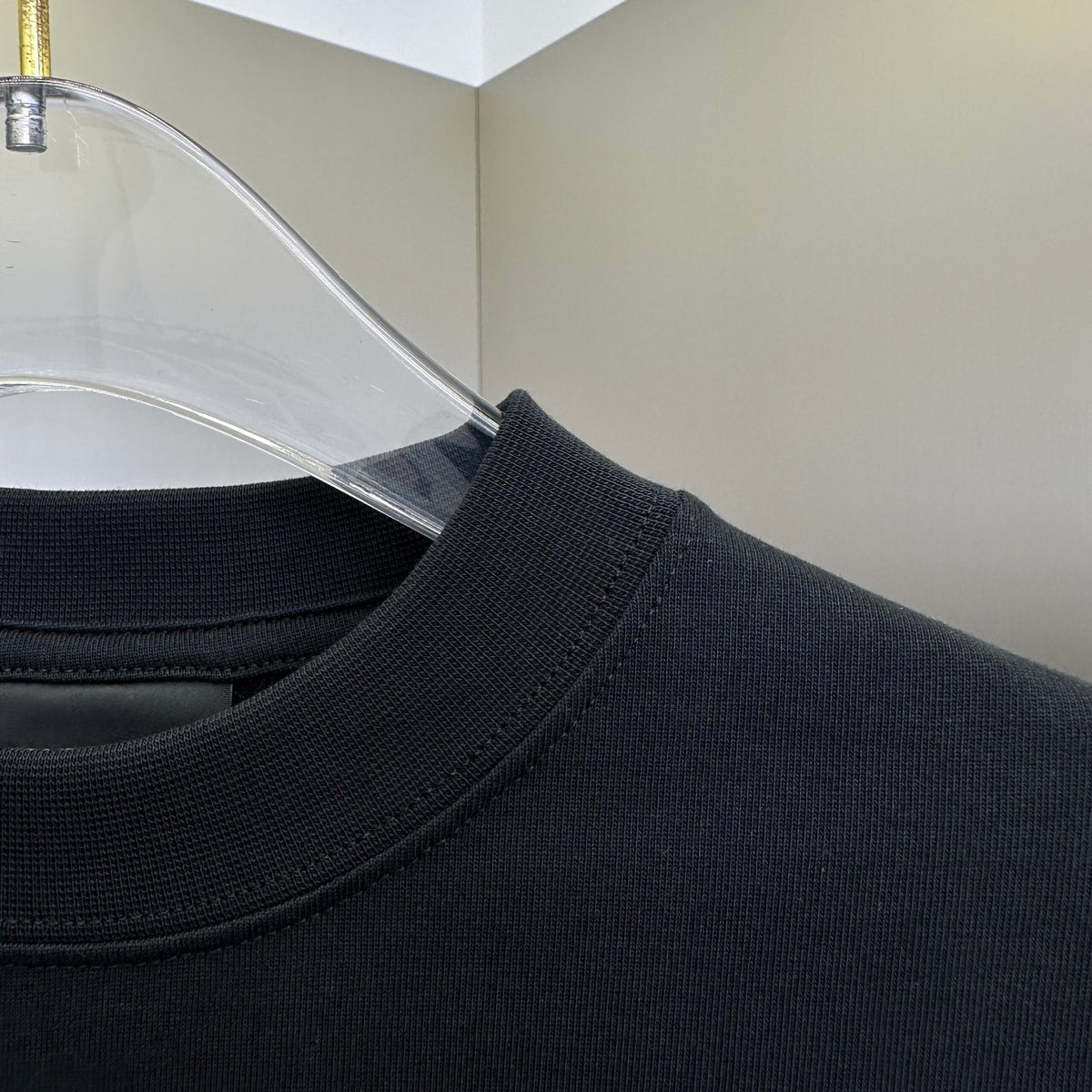 Balenciaga T Cămașă Exclusive - prezentare produs