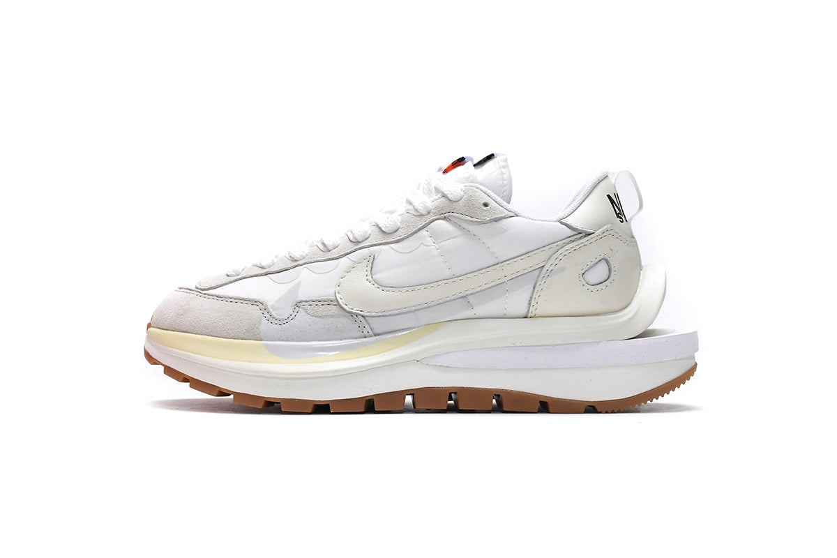 Sacai X Nike Pegasus Vaporfly Villain Alb - prezentare produs