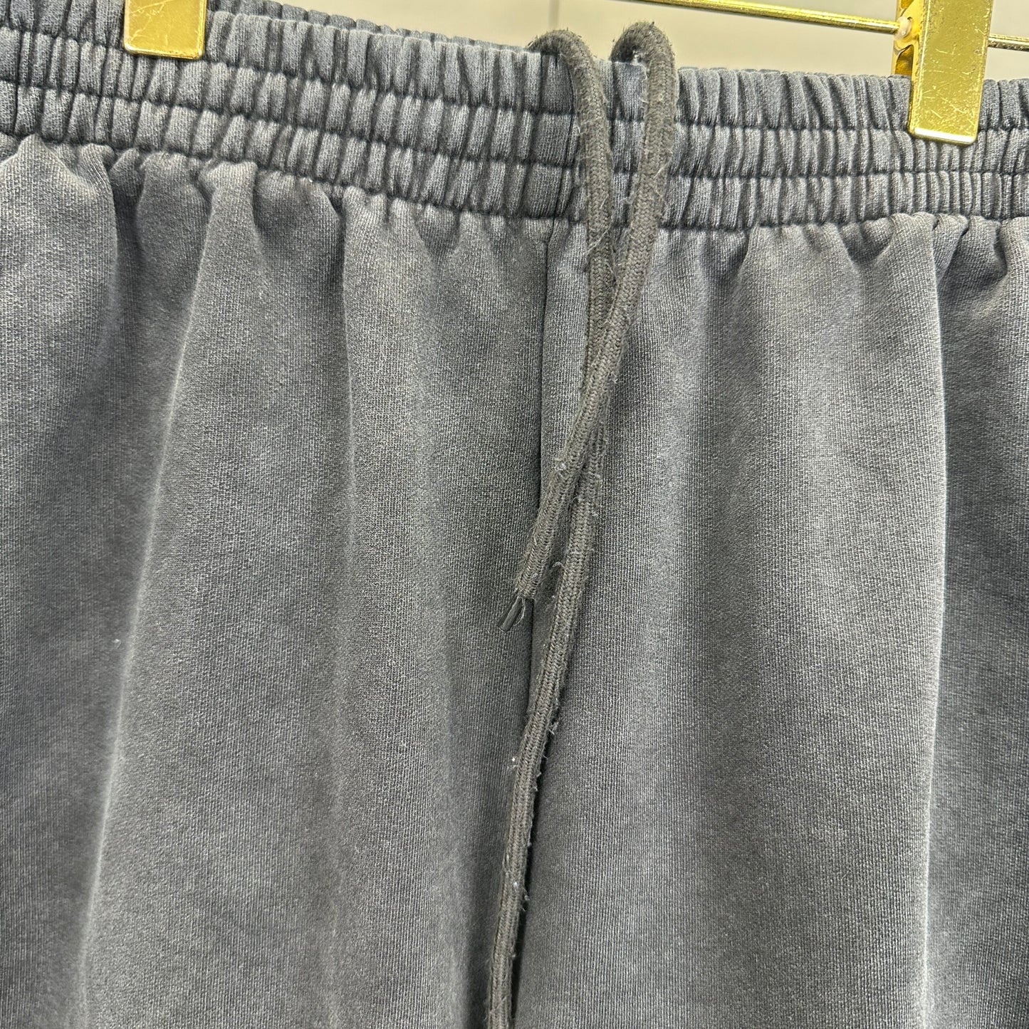 Balenciaga T Cămașă Exclusive - prezentare produs