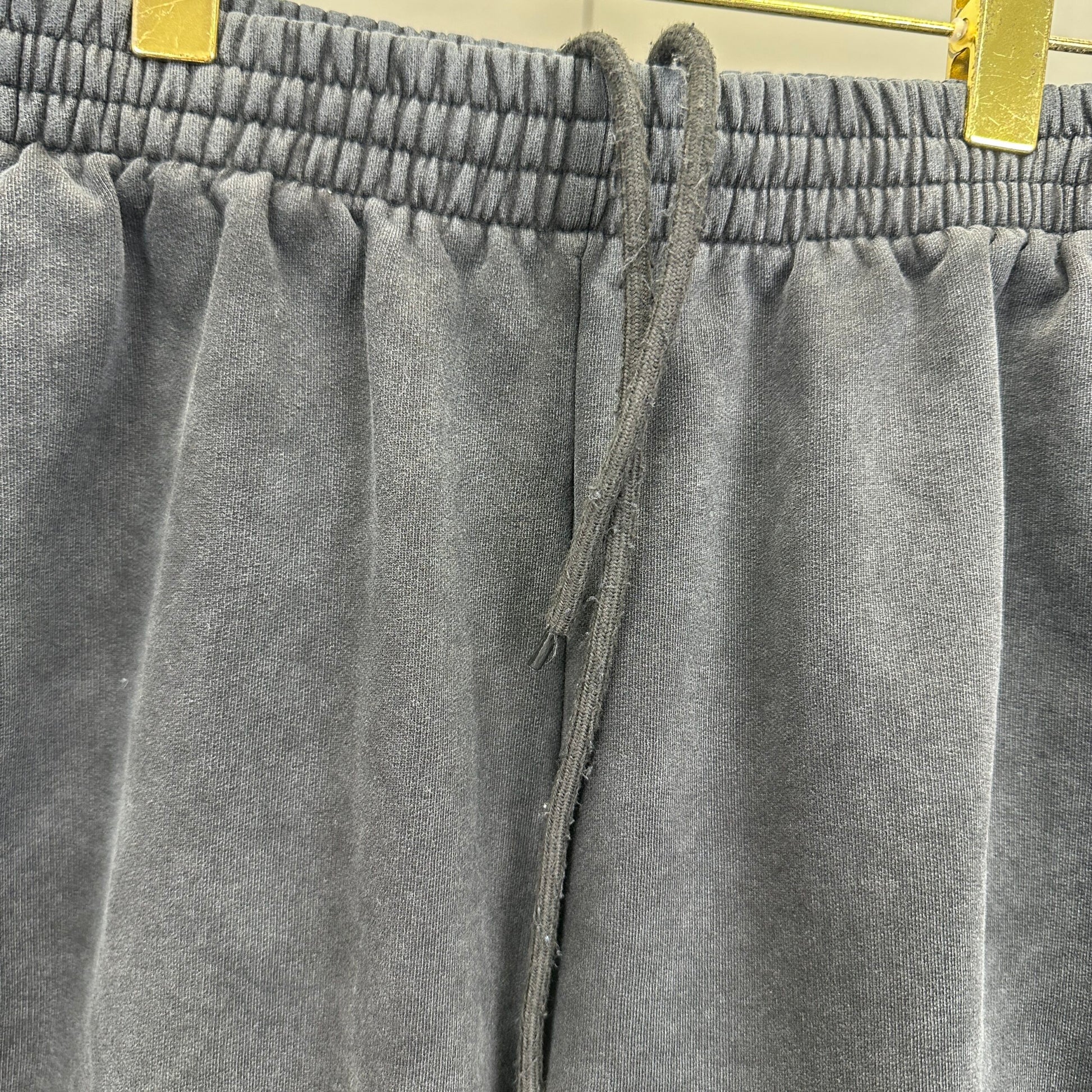 Balenciaga T Cămașă Exclusive - prezentare produs