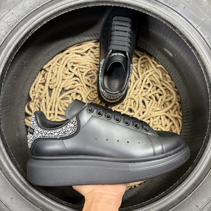 Alexander McQueen Negru Stone - prezentare produs