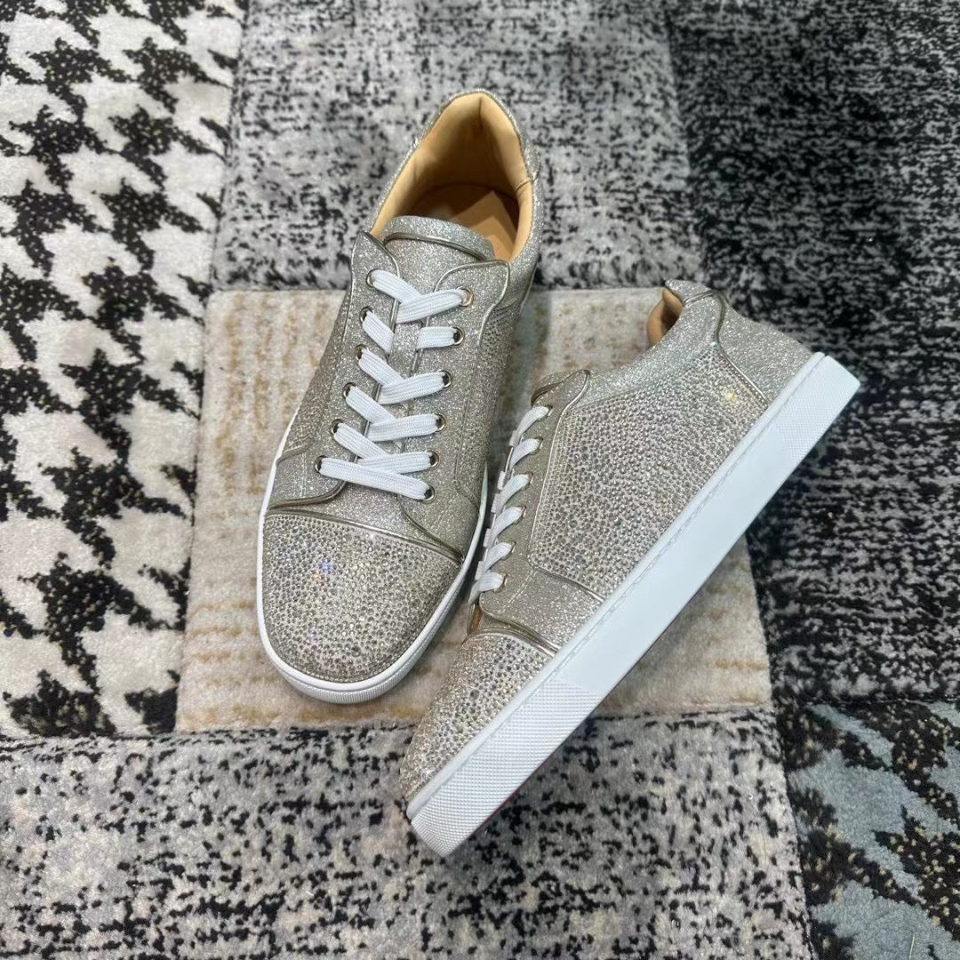 Christian Louboutin Shiny Diamonds Low - prezentare produs