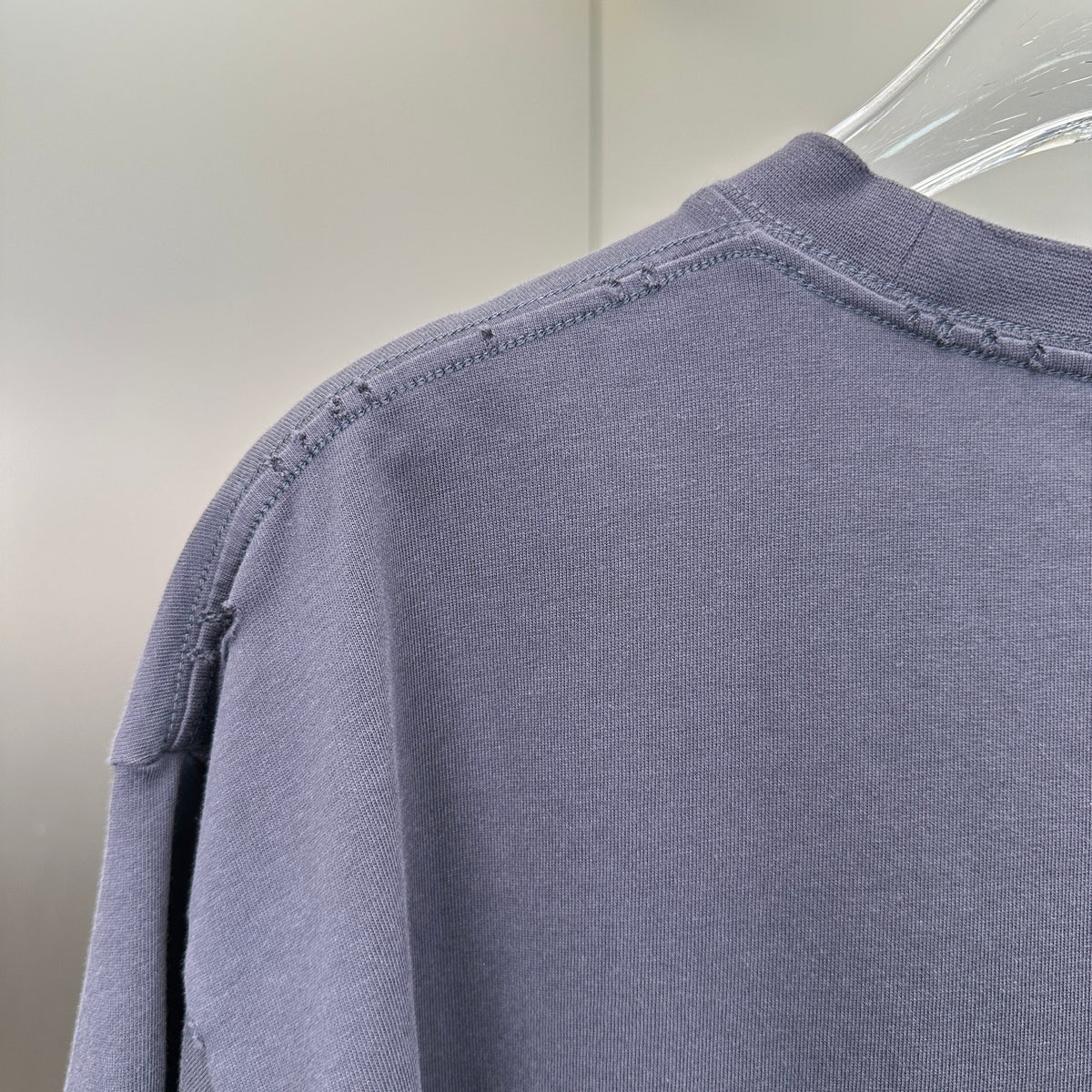 Balenciaga T Cămașă Exclusive - prezentare produs