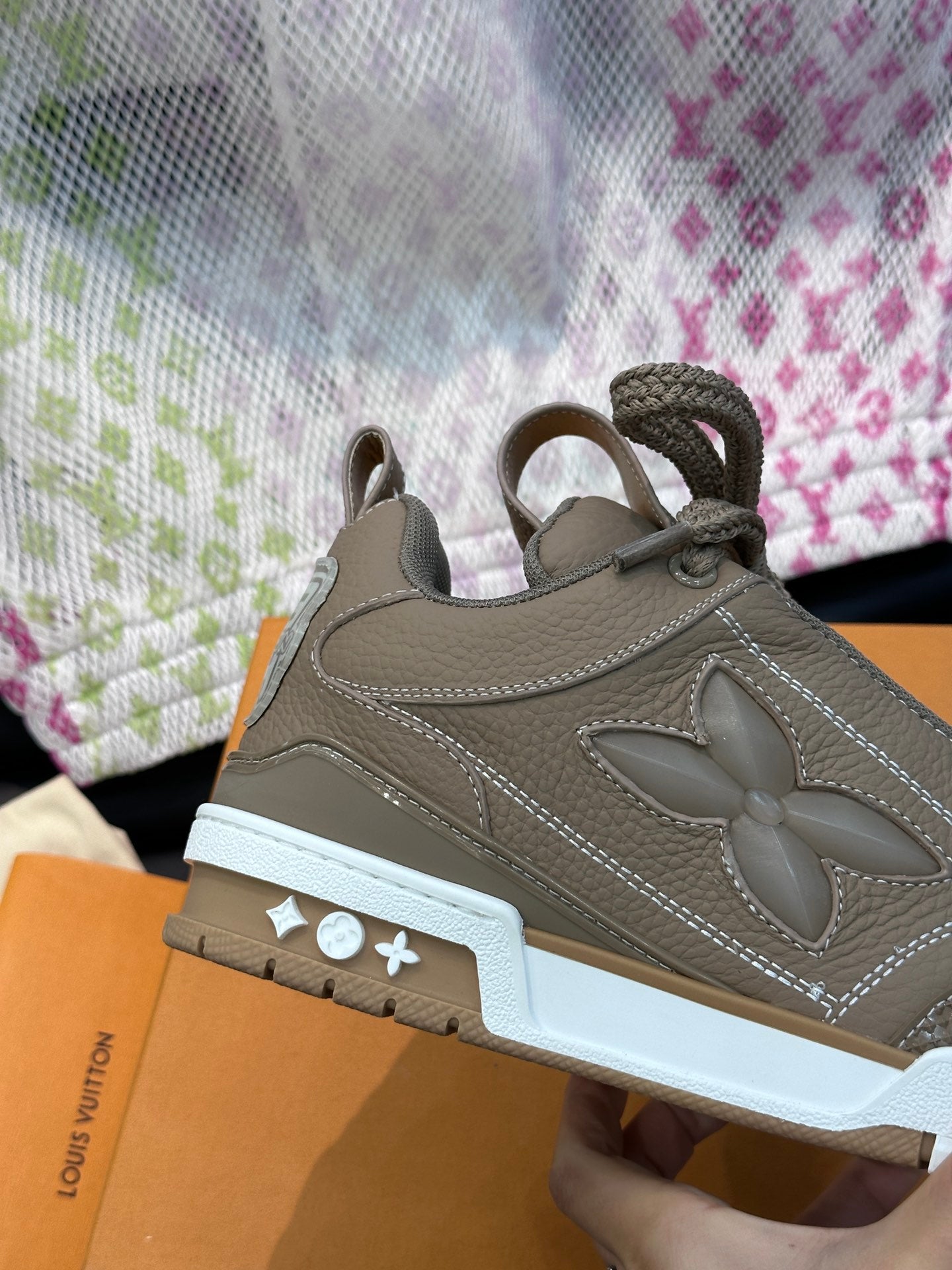 Louis Vuitton LV Skate Light Maro Pantofi sport - prezentare produs