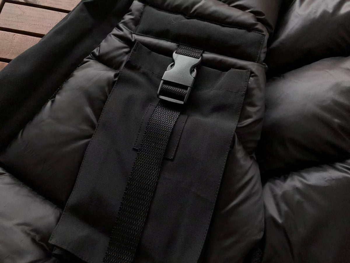 Canada Goose X Juun J Luxury Ediție Mountain Geacă - prezentare produs