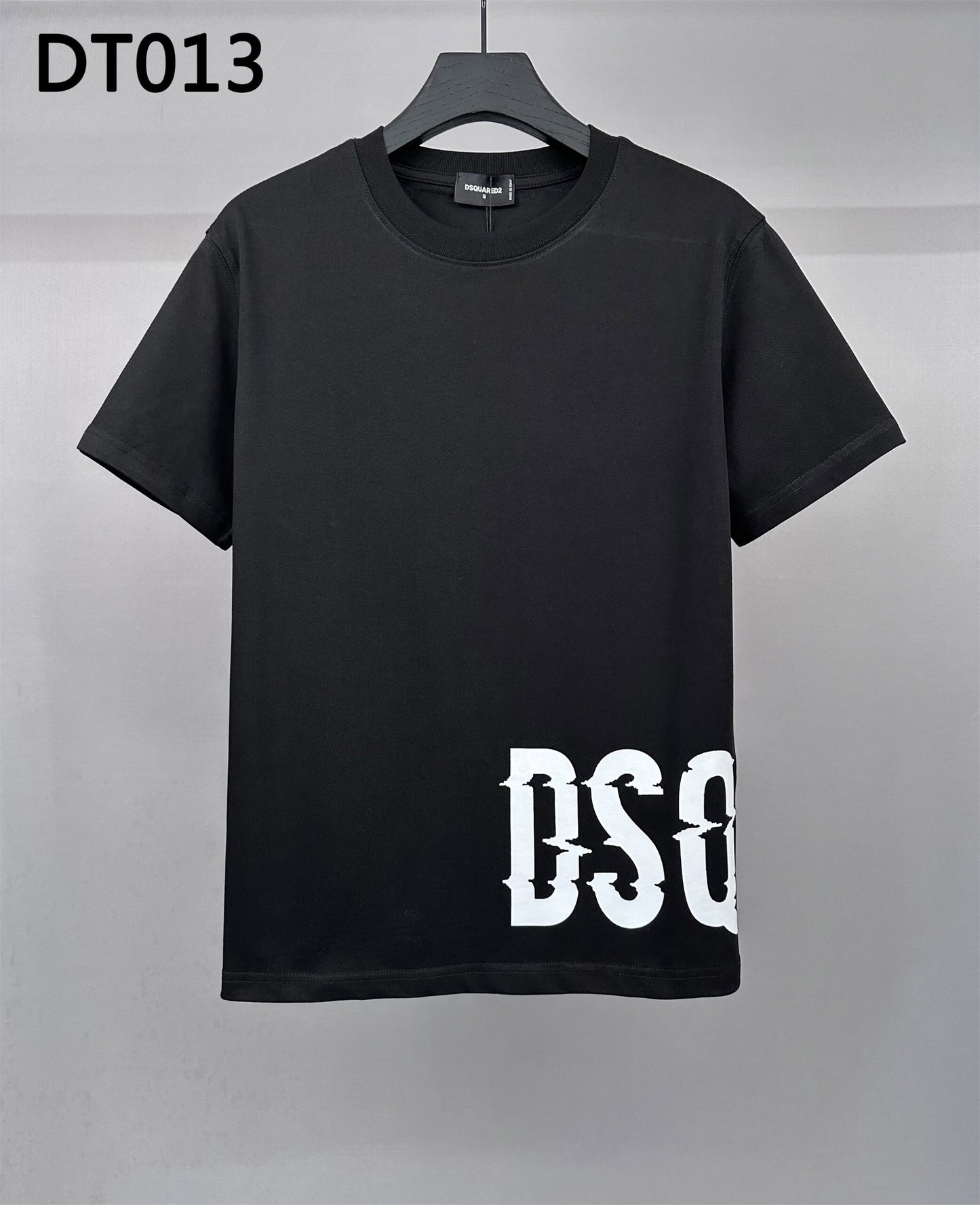 Dsquared2 T Cămașă Dt013 - prezentare produs