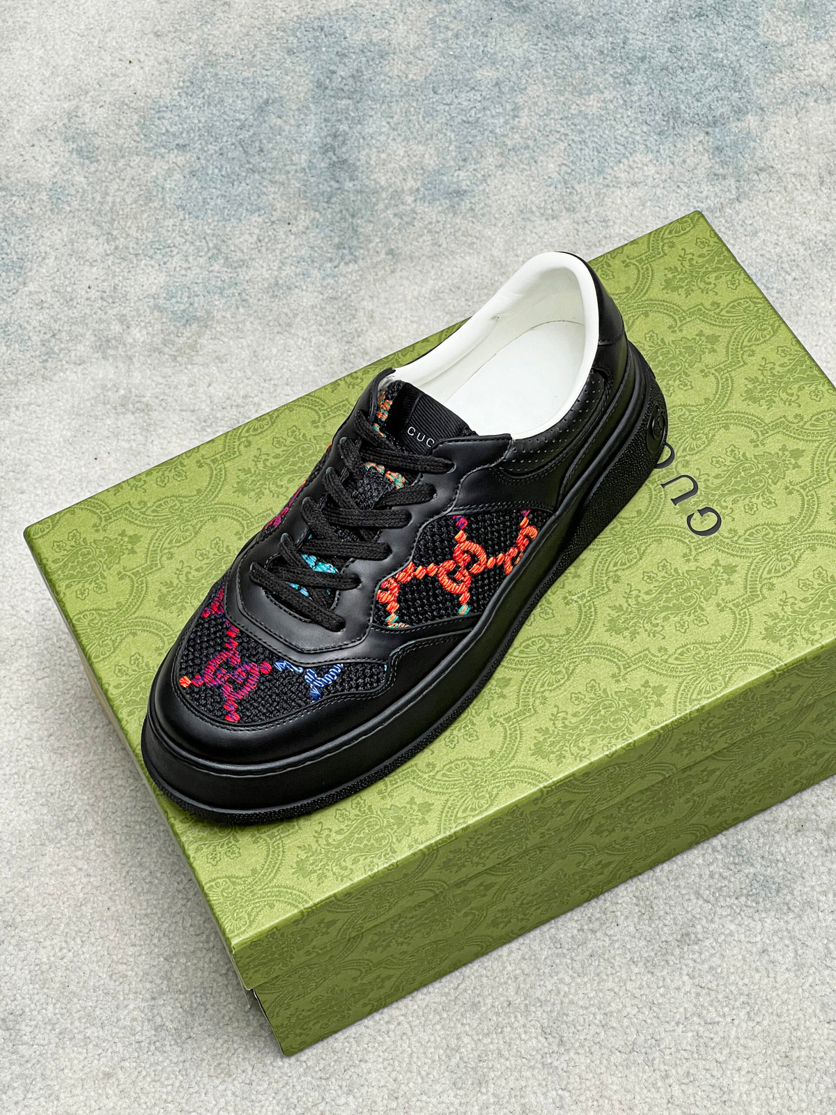 Gucci Screener Pantofi sport - prezentare produs