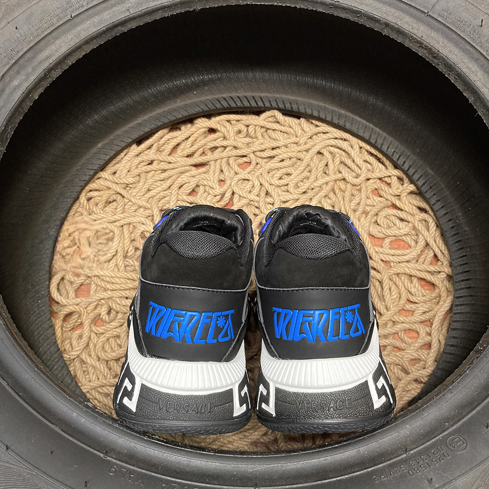 Versace Trigreca V12 Pantofi sport - prezentare produs