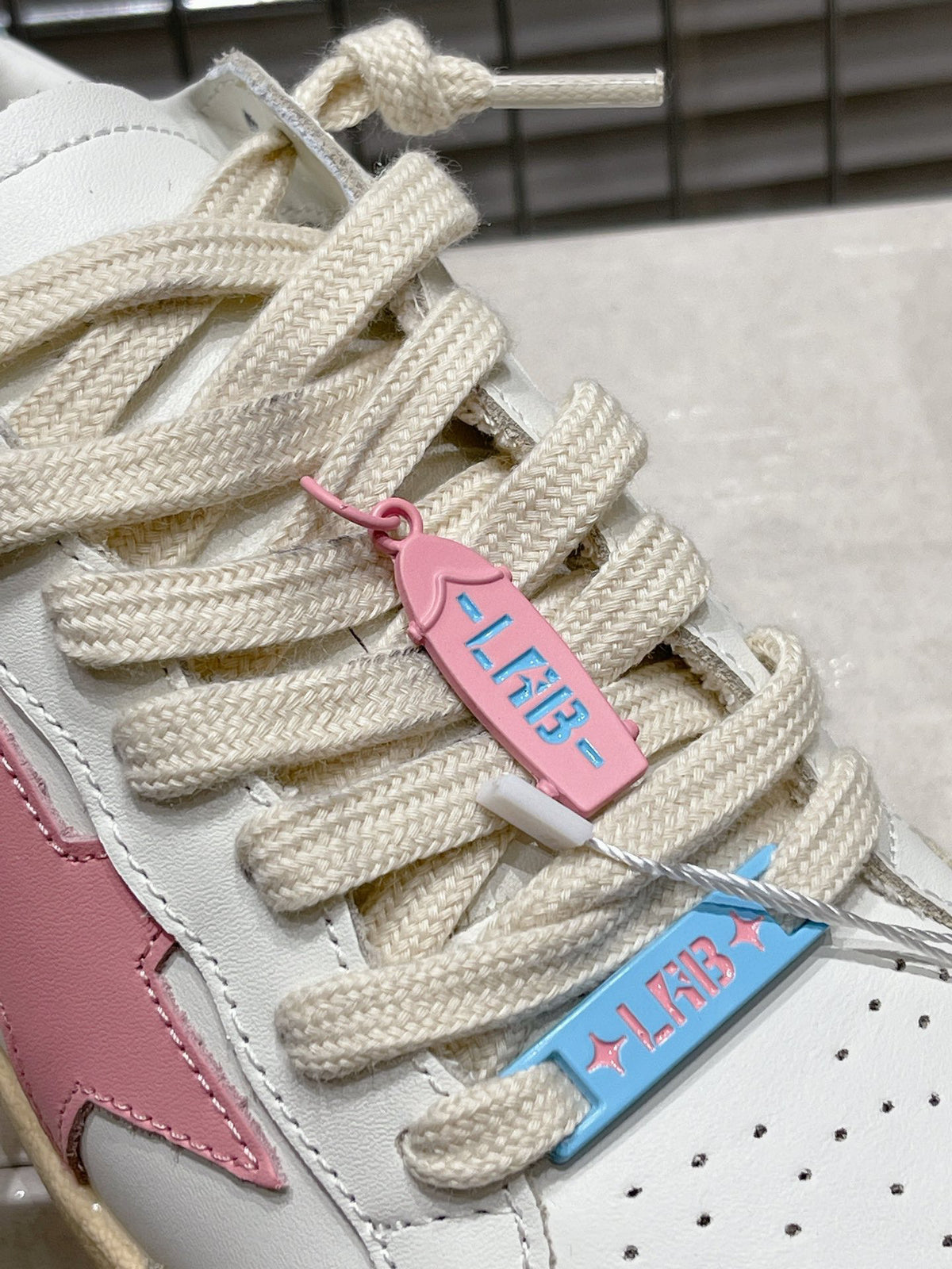 Golden Goose Deluxe G70 Pantofi sport - prezentare produs